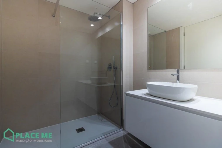 Apartamento T2 para Arrendamento em Azurem Foto 13