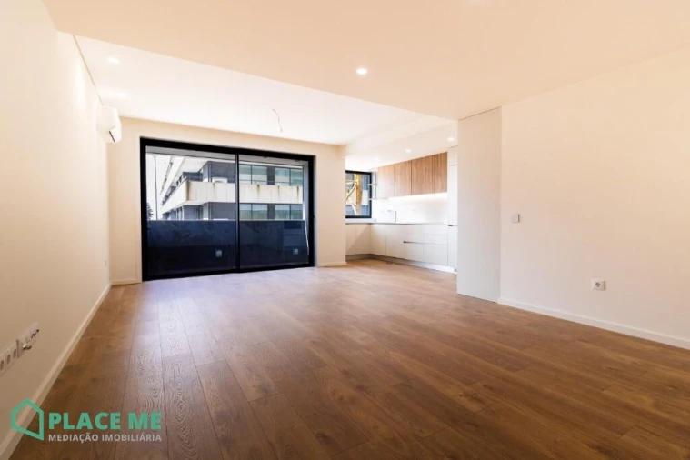 Apartamento T2 para Arrendamento em Azurem Foto 2