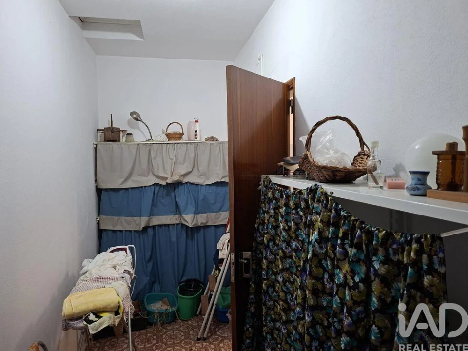 Moradia T3 para Venda em Vale de Cavalos Foto 32