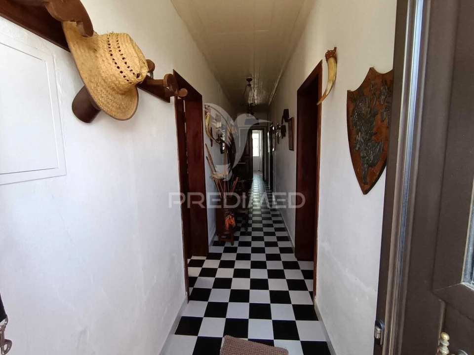 Moradia T5 para Venda em Santa Eulalia Foto 3