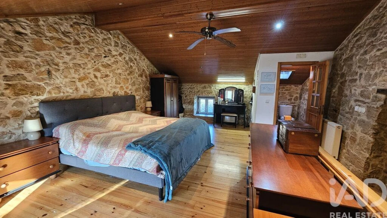 Moradia T2 para Venda em Santiago da Guarda Foto 18