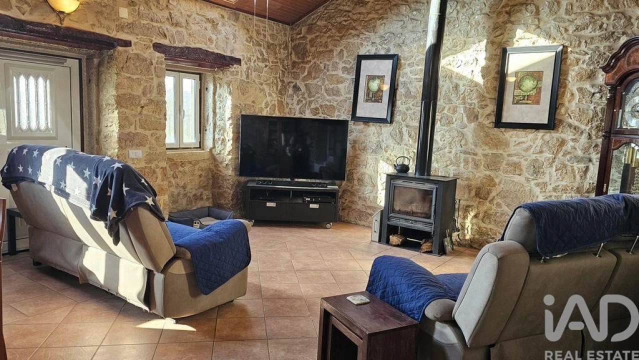 Moradia T2 para Venda em Santiago da Guarda Foto 14