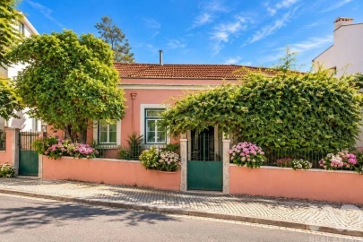 Moradia T10 para Venda em Oeiras e São Julião da Barra, Paço de Arcos e Caxias