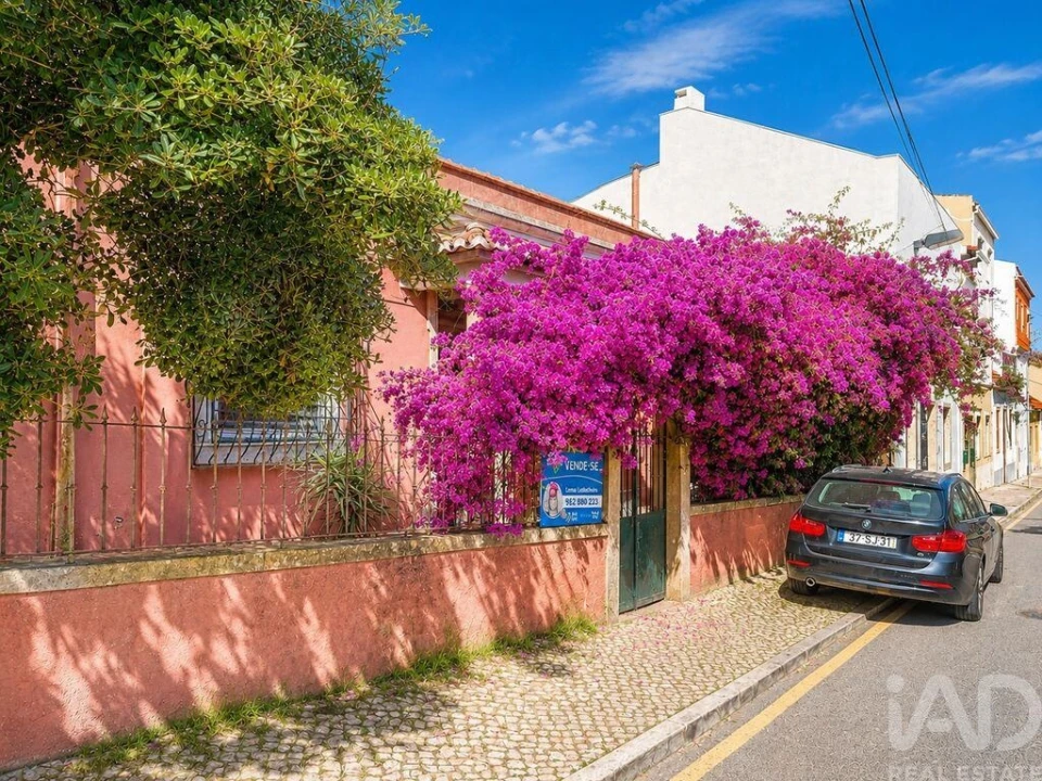 Moradia T10 para Venda em Oeiras e São Julião da Barra, Paço de Arcos e Caxias Foto 1