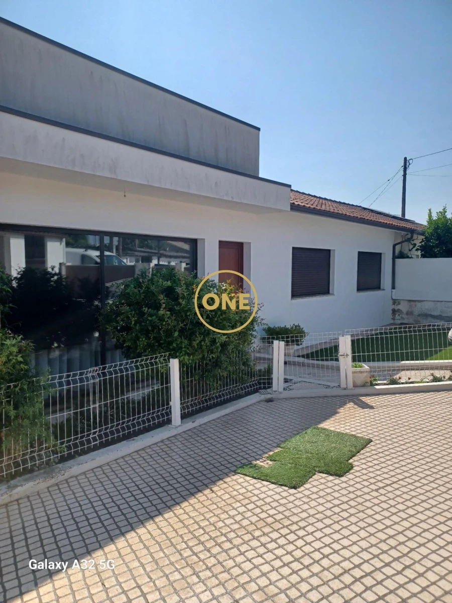 Moradia T3 para Venda em Paredes Foto 26