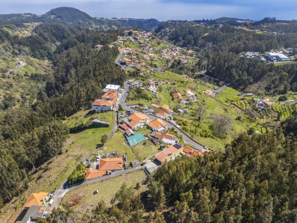 Terreno para Venda em Camacha Foto 36