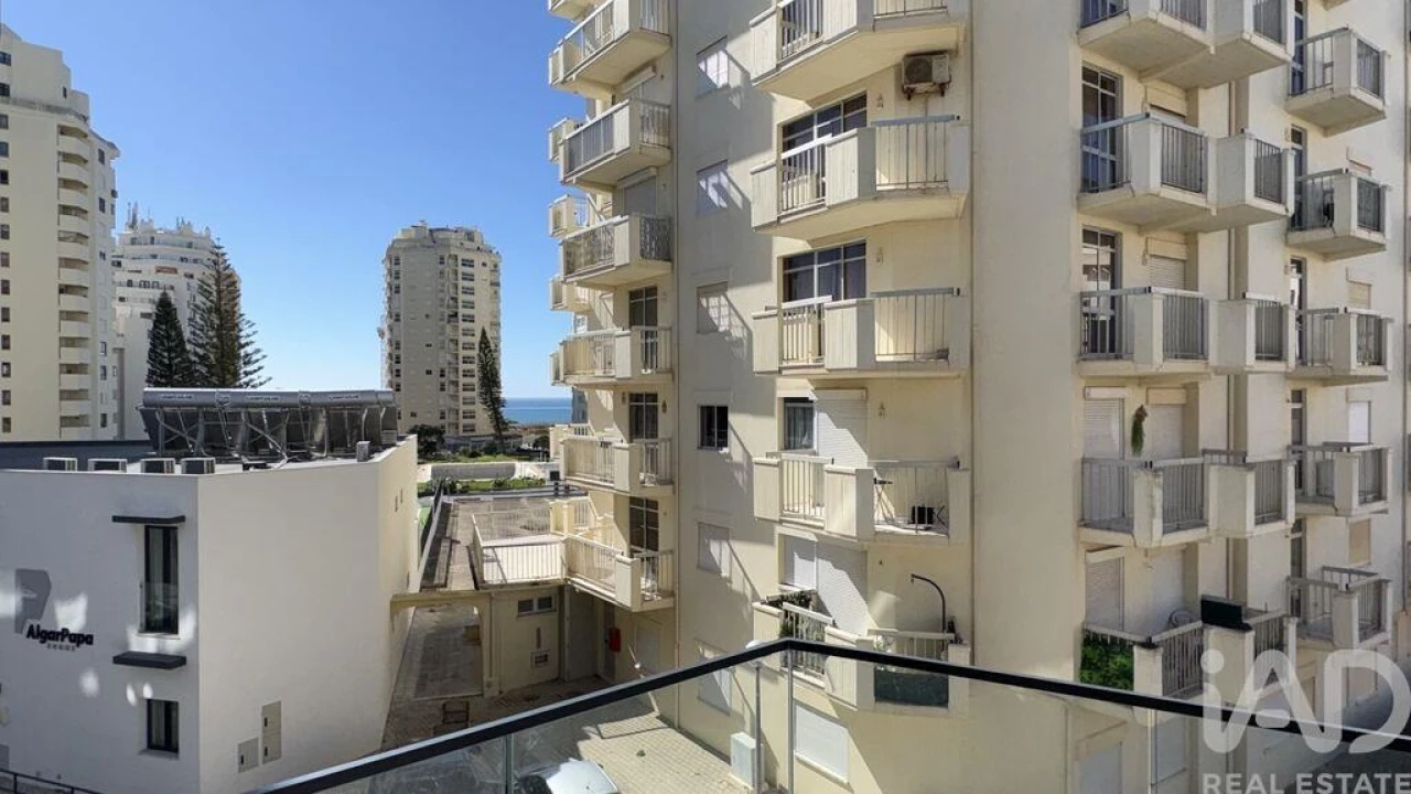 Apartamento T2 para Venda em Armação de Pera Foto 4