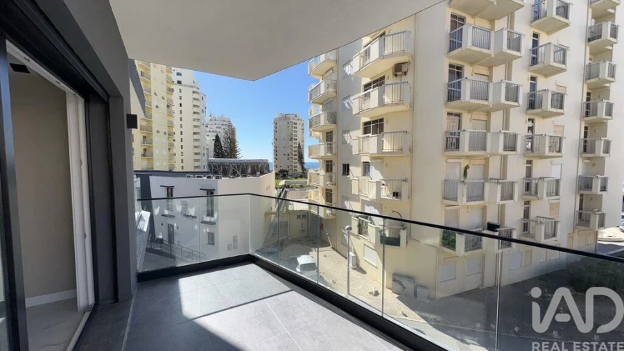 Apartamento T2 para Venda em Armação de Pera Foto 2