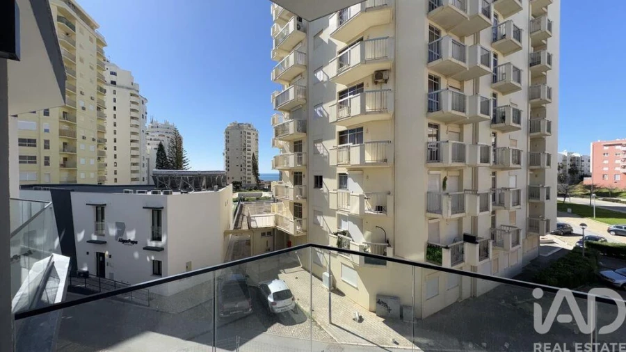 Apartamento T2 para Venda em Armação de Pera Foto 3