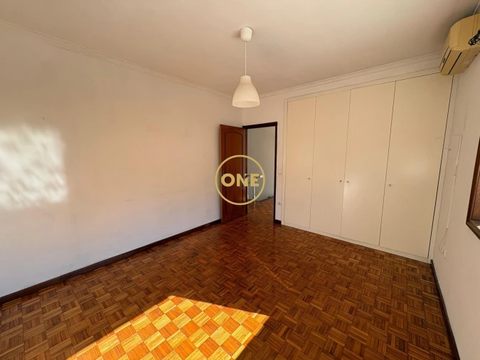 Moradia T3 para Venda em Fradelos Foto 18