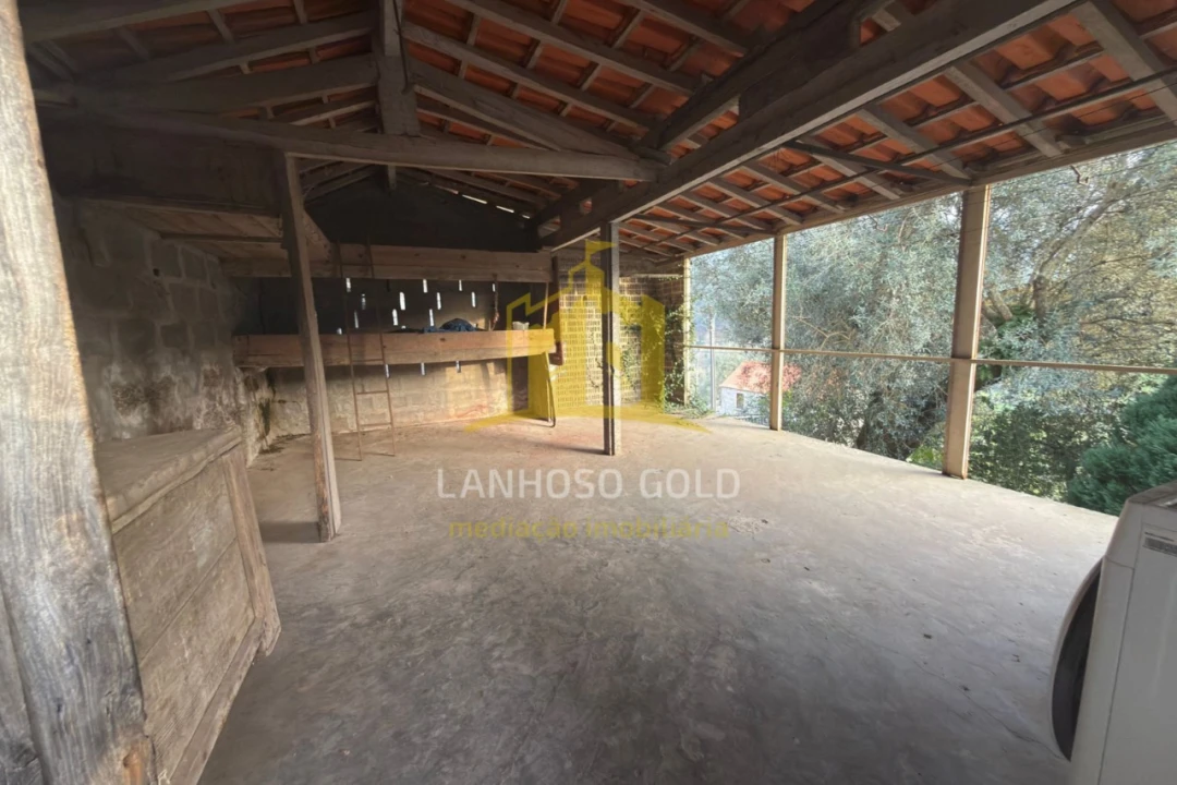 Moradia T4 para Venda em Sobradelo da Goma Foto 19