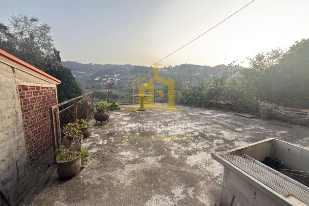 Moradia T4 para Venda em Sobradelo da Goma Foto 20