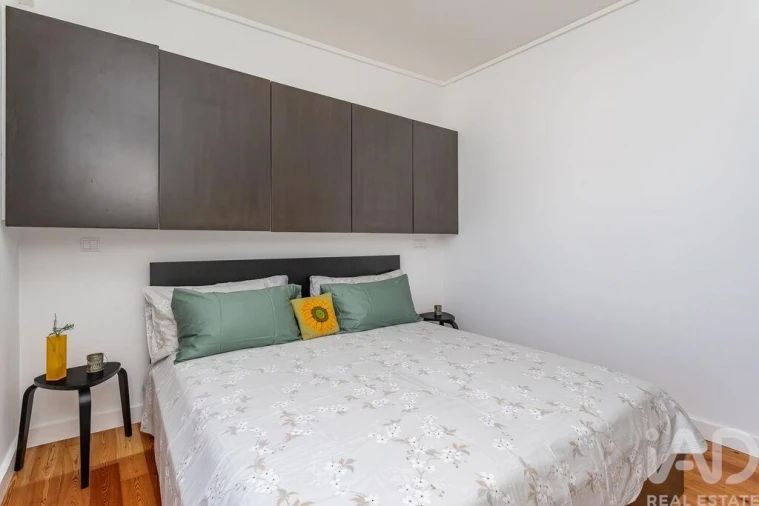 Apartamento T1 para Arrendamento em Santo António Foto 13