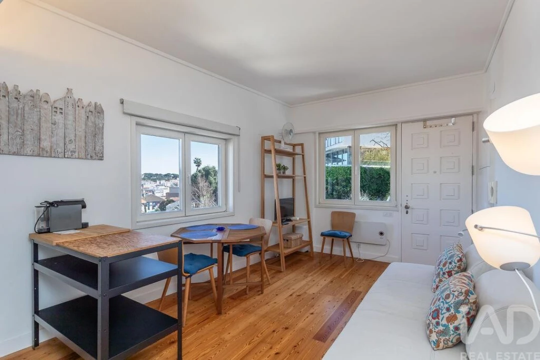 Apartamento T1 para Arrendamento em Santo António Foto 1