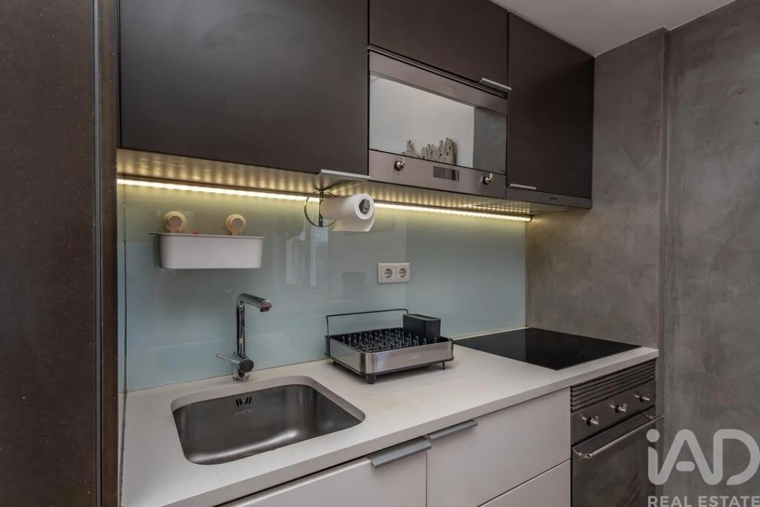 Apartamento T1 para Arrendamento em Santo António Foto 9