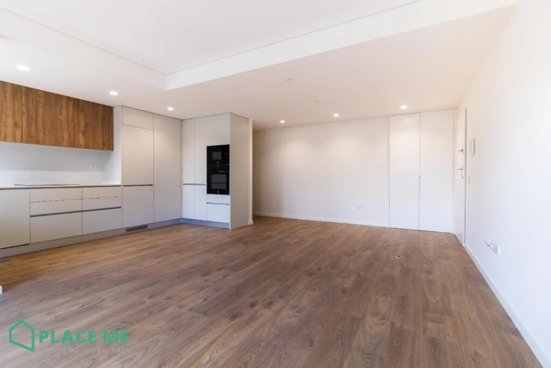 Apartamento T1 para Arrendamento em Azurem Foto 3