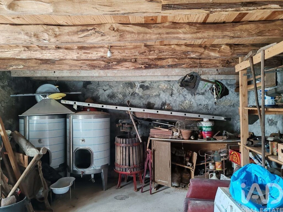 Moradia para Venda em Lajes do Pico Foto 8