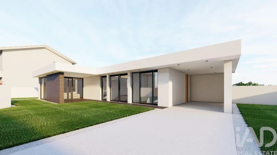 Moradia T3 para Venda em Amor Foto 1