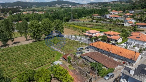 Terreno para Venda em Atães e Rendufe