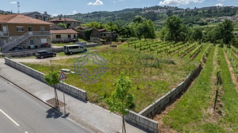 Terreno para Venda em Atães e Rendufe