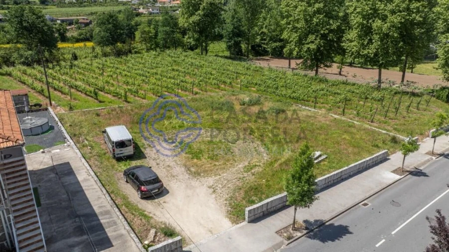 Terreno para Venda em Atães e Rendufe Foto 8