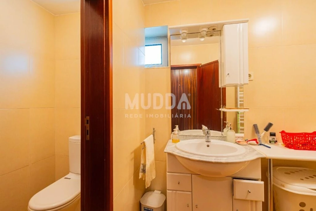 Moradia T4 para Venda em Canelas e Fermelã Foto 24