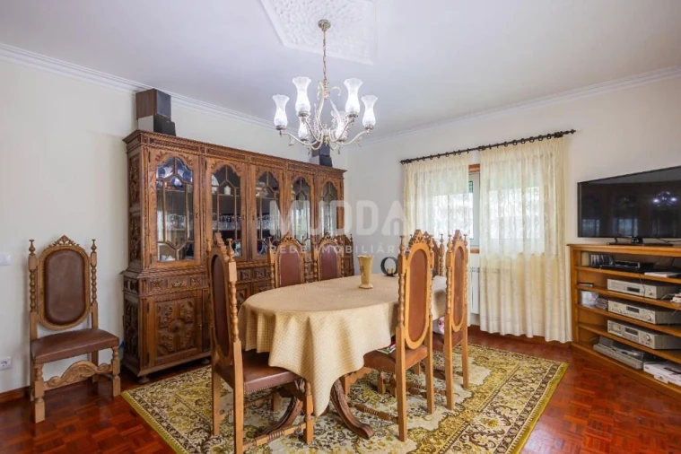 Moradia T4 para Venda em Canelas e Fermelã Foto 7