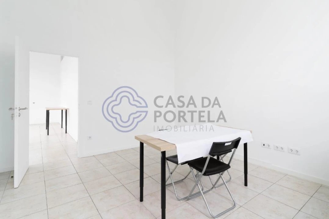 Loja para Venda em Paredes Foto 8