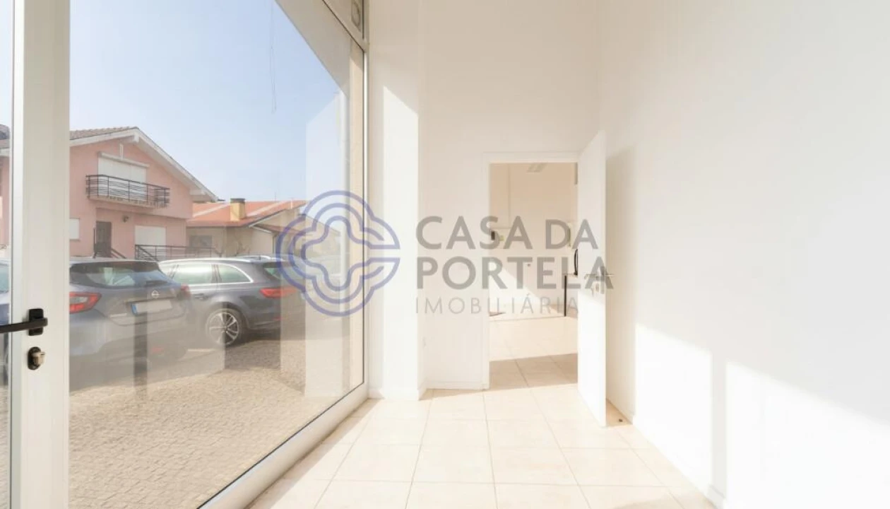 Loja para Venda em Paredes Foto 7