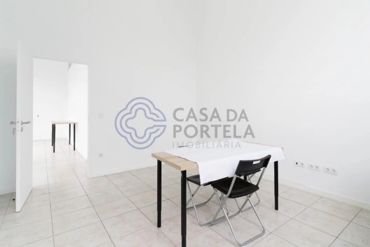 Loja para Venda em Paredes Foto 8