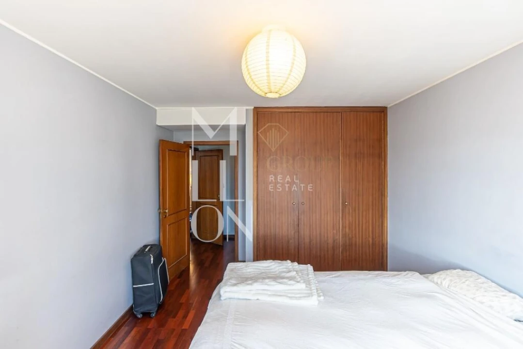 Apartamento T1 para Venda em Lordelo do Ouro e Massarelos Foto 7