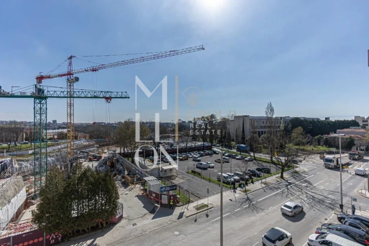 Apartamento T1 para Venda em Lordelo do Ouro e Massarelos Foto 13