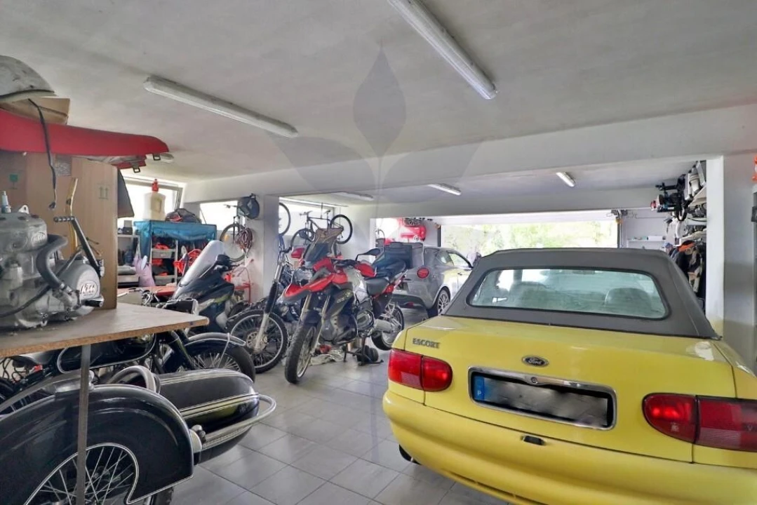 Moradia T4 para Venda em Areosa Foto 101