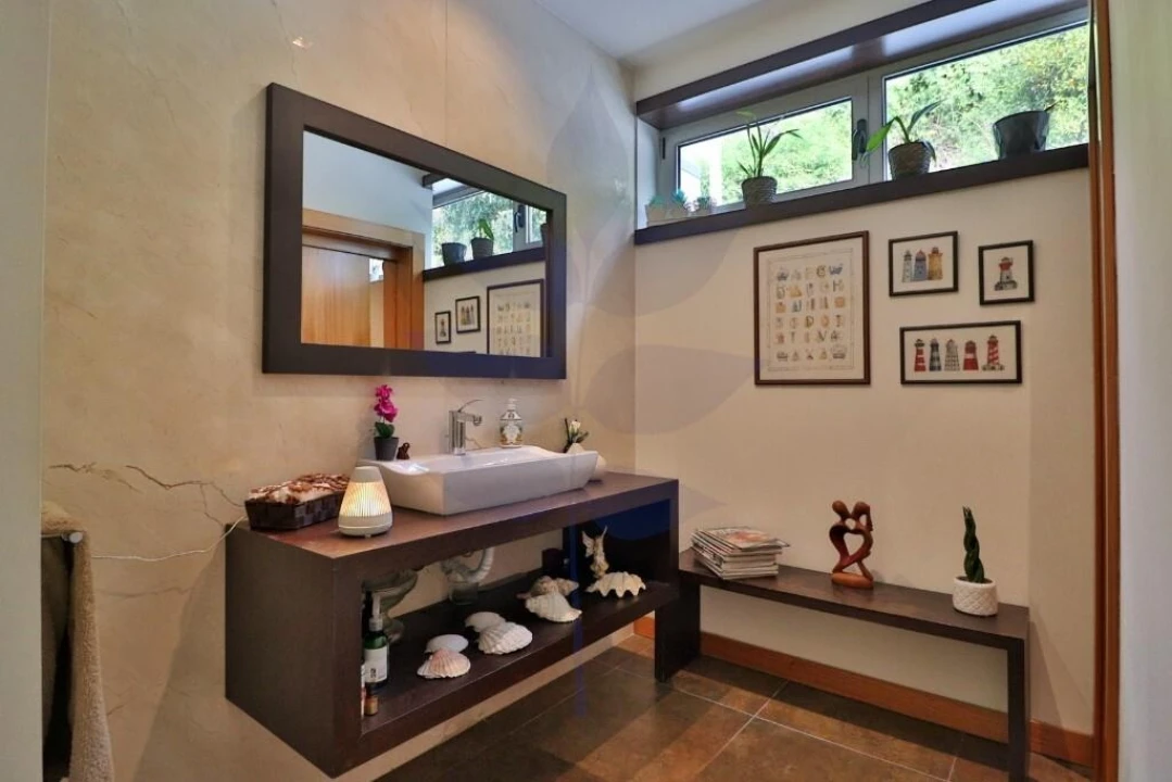 Moradia T4 para Venda em Areosa Foto 16