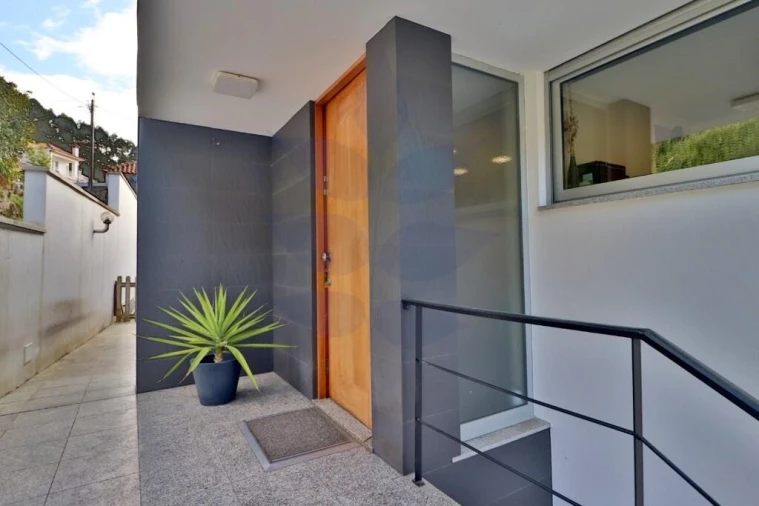 Moradia T4 para Venda em Areosa Foto 35