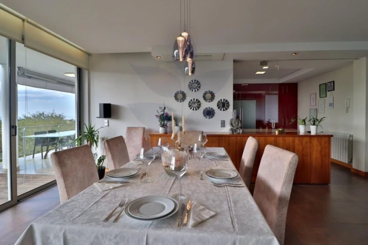 Moradia T4 para Venda em Areosa Foto 3