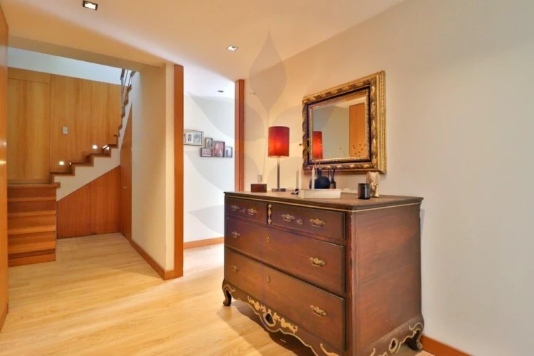 Moradia T4 para Venda em Areosa Foto 42