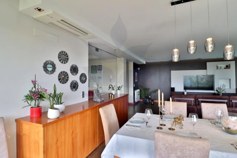 Moradia T4 para Venda em Areosa Foto 14