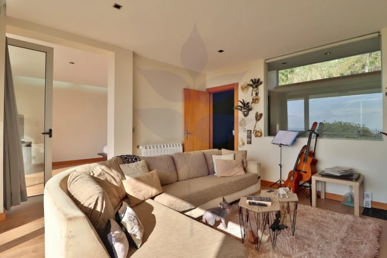 Moradia T4 para Venda em Areosa Foto 77