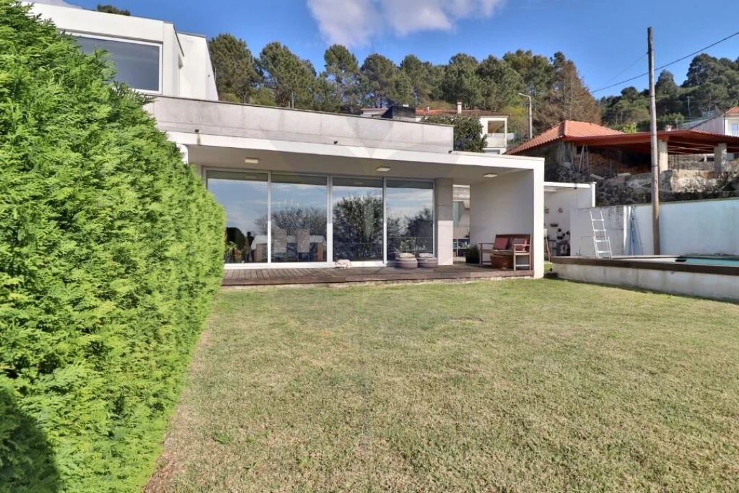 Moradia T4 para Venda em Areosa Foto 68