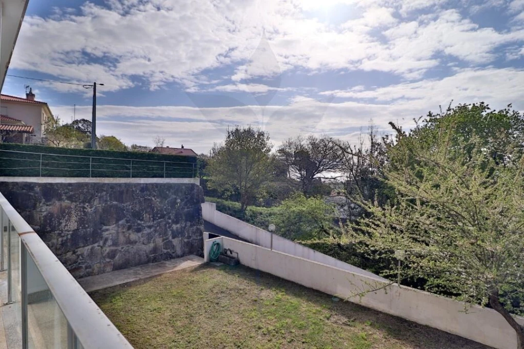 Moradia T4 para Venda em Areosa Foto 44