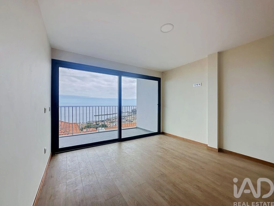 Apartamento T2 para Venda em Funchal (Santa Maria Maior) Foto 8