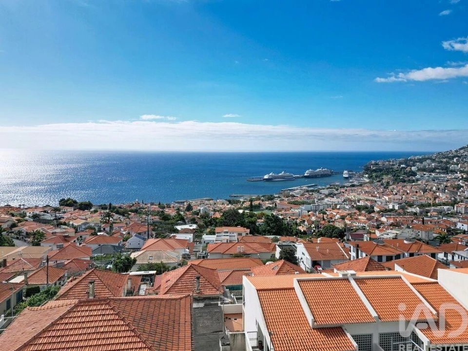 Apartamento T2 para Venda em Funchal (Santa Maria Maior) Foto 24