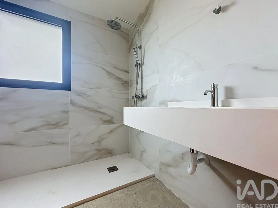 Apartamento T2 para Venda em Funchal (Santa Maria Maior) Foto 10