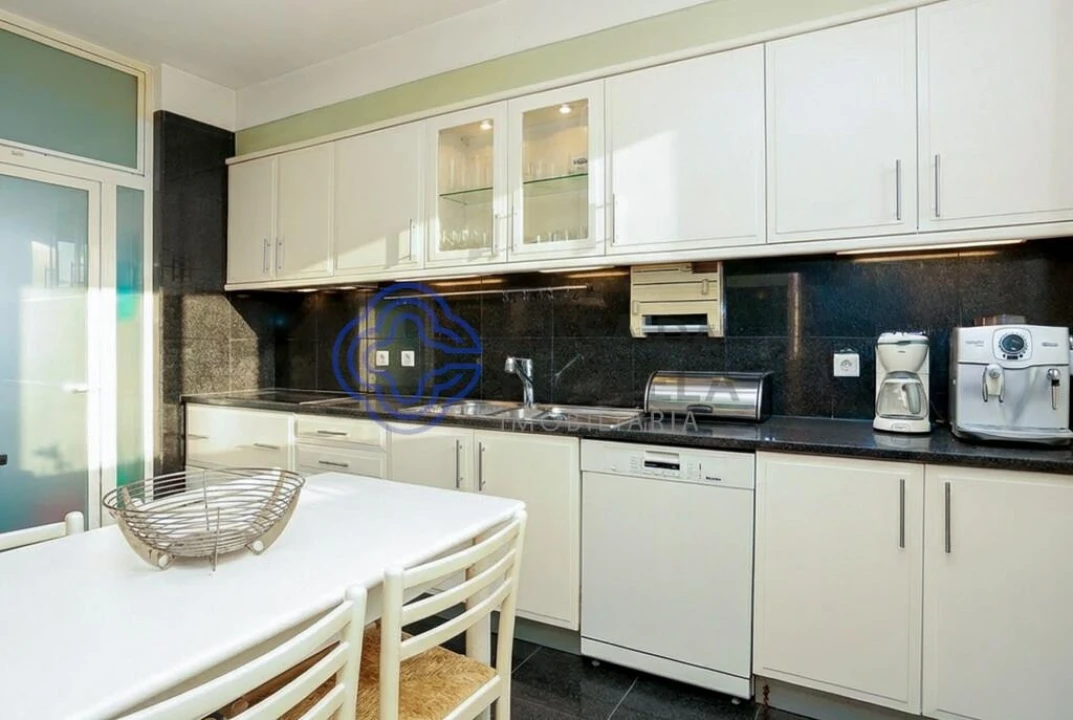 Apartamento T4 para Venda em Aldoar, Foz do Douro e Nevogilde Foto 8