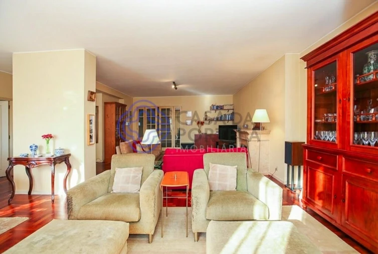 Apartamento T4 para Venda em Aldoar, Foz do Douro e Nevogilde Foto 4