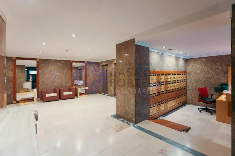 Apartamento T4 para Venda em Aldoar, Foz do Douro e Nevogilde Foto 29