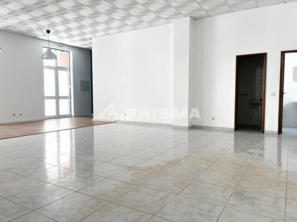 Loja para Arrendamento em Castelo Branco Foto 10