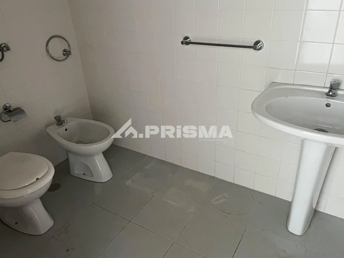 Loja para Arrendamento em Castelo Branco Foto 13