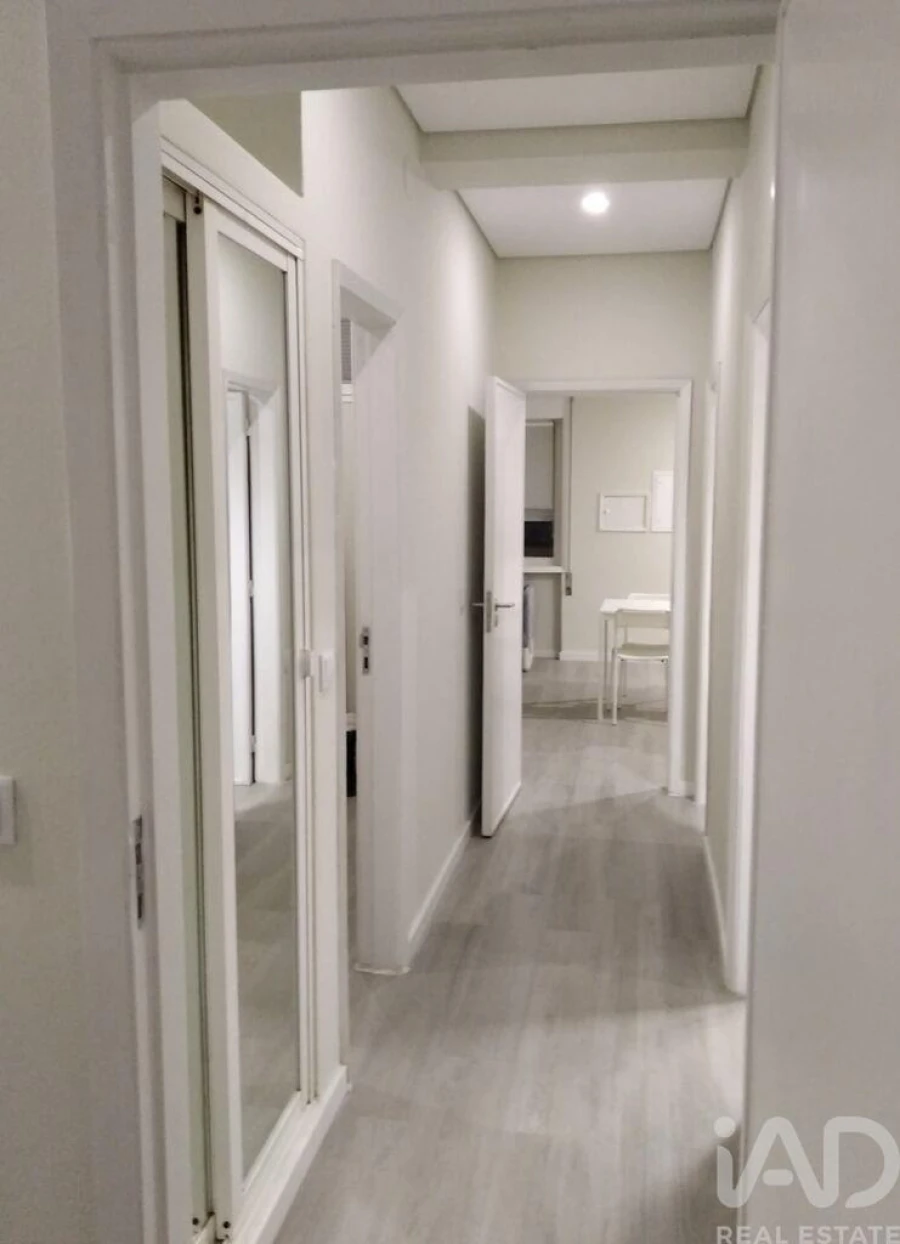 Apartamento T3 para Arrendamento em Antas e Abade de Vermoim Foto 3